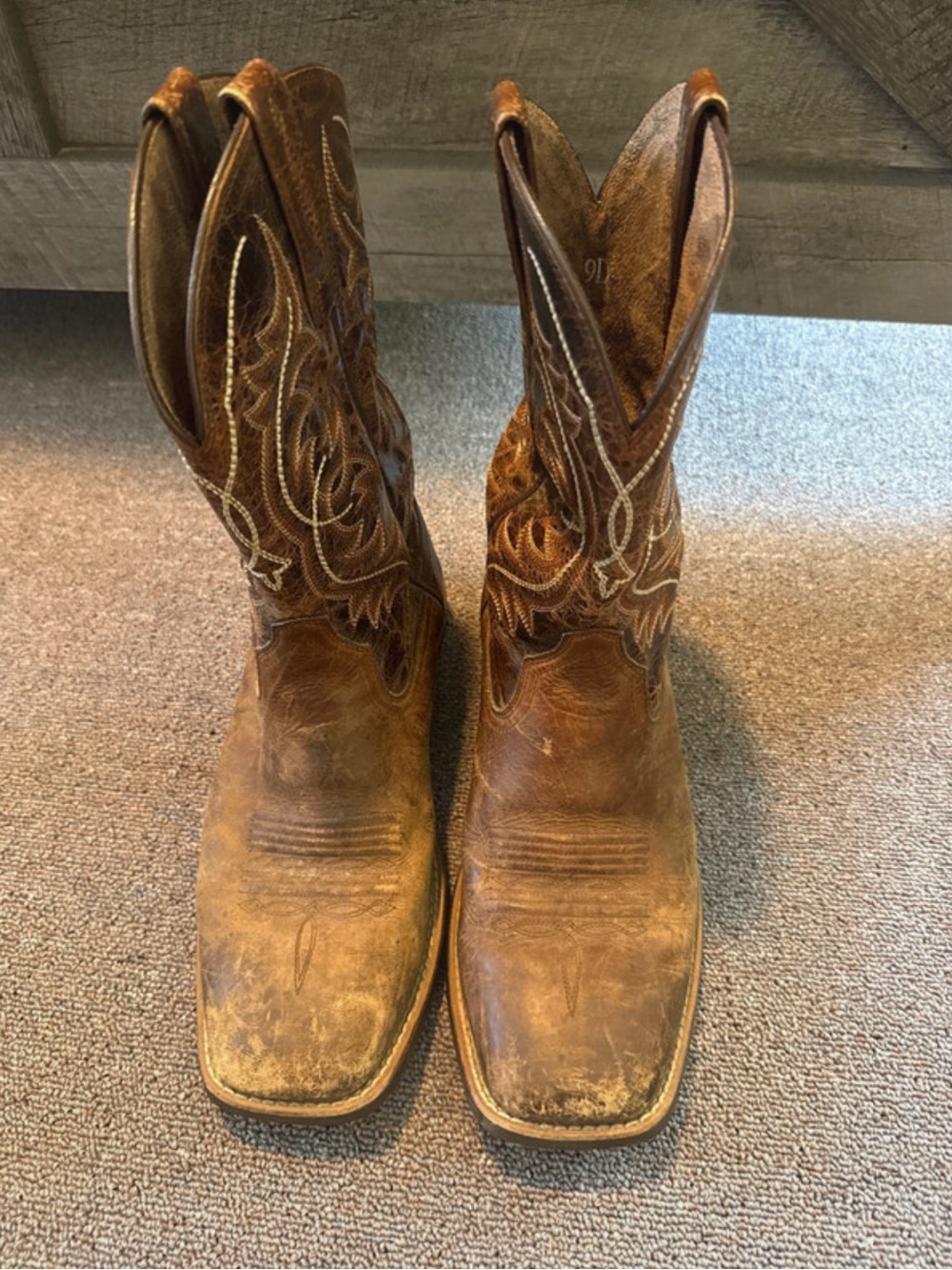 Ariat Brown Embroidered Leather Cowboy Boots